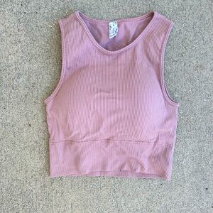 NWOT Ribbed Crop Top
